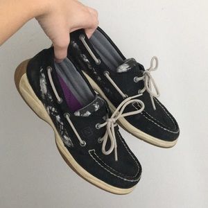 Black/marble Sperrys